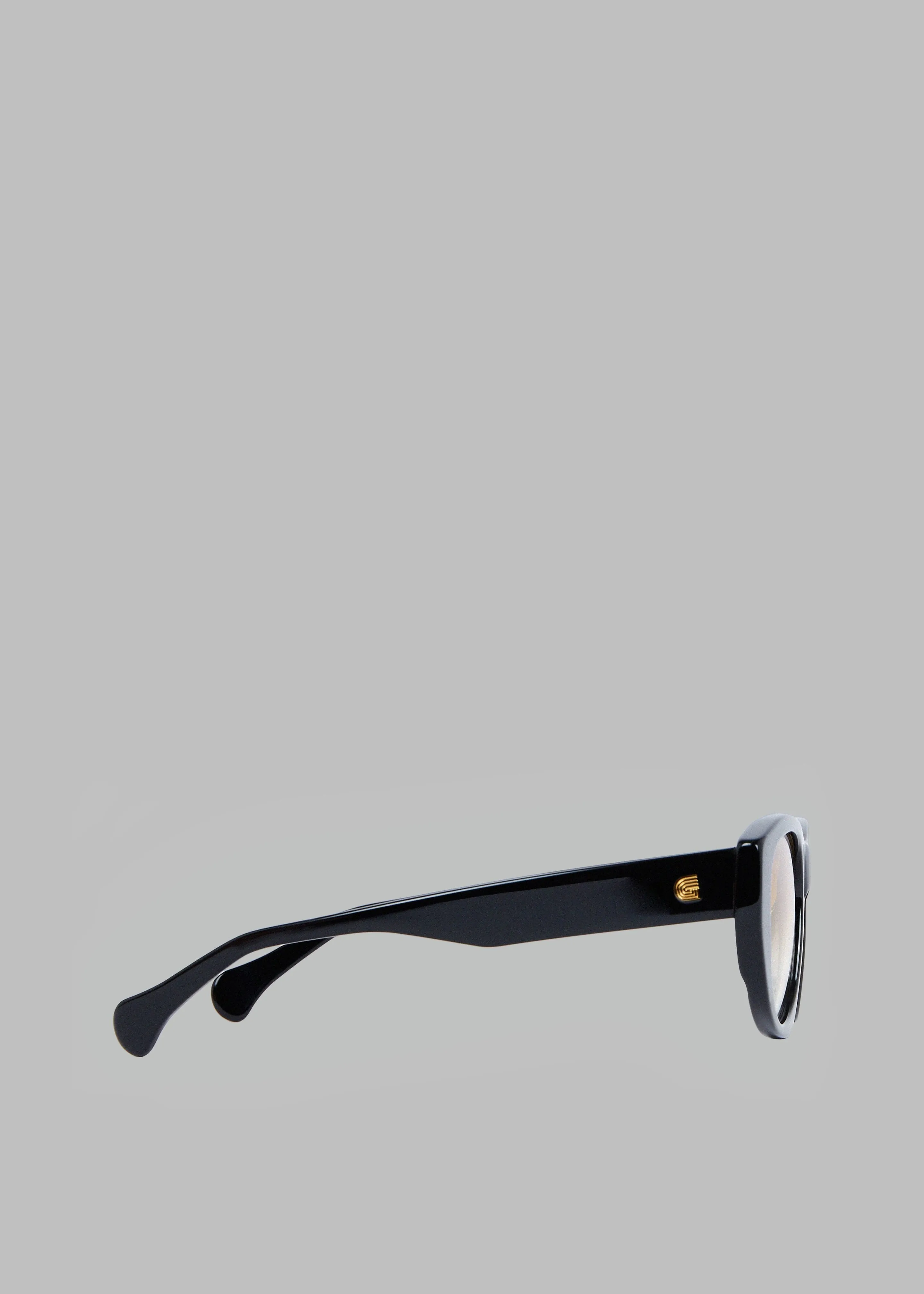 Gince Goods Classic Oval Sunglasses - Black/Yellow