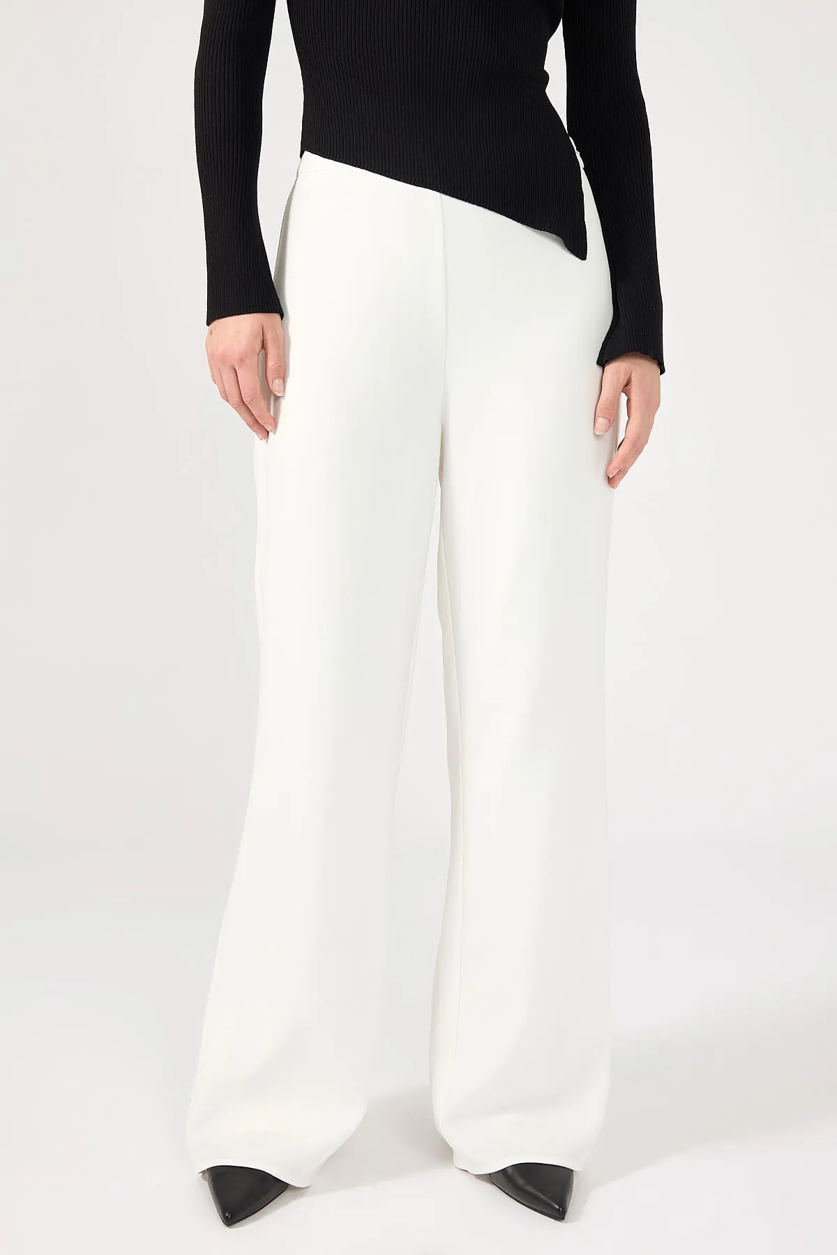 Perfect Stranger Lui High Rise Pant White